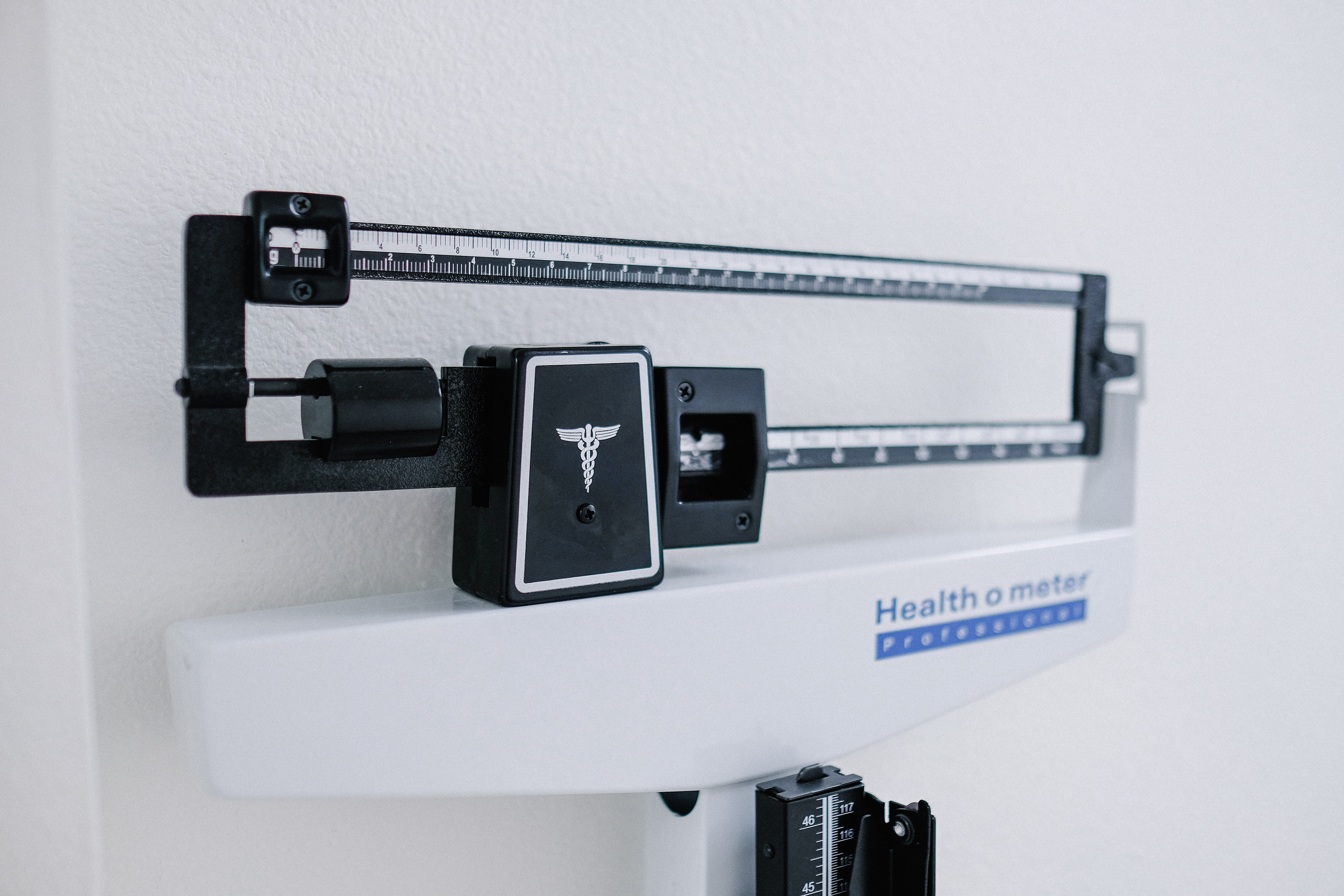 A body weight scale